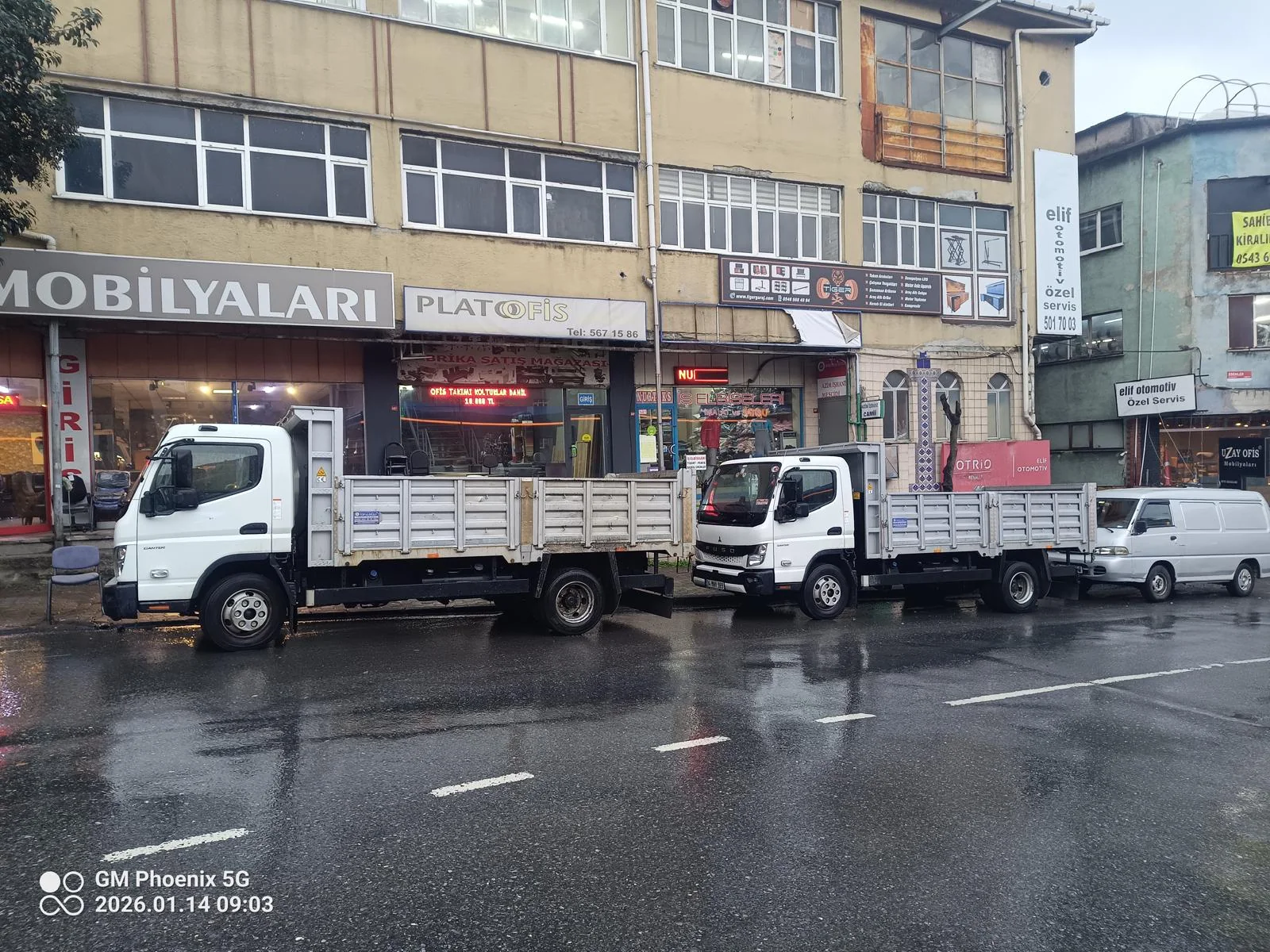 Şehir içinde nakliye araçları — İstanbul Moloz Nakliye